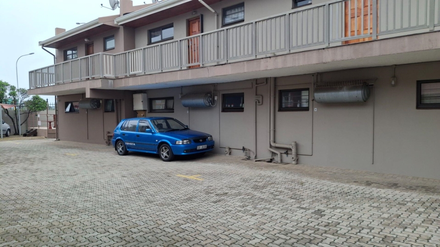 1 Bedroom Property for Sale in Hartenbos Central Western Cape